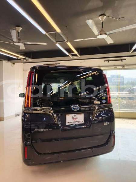 Big with watermark toyota esquire dhaka dhaka 74582