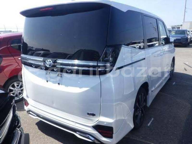 Big with watermark toyota voxy dhaka dhaka 74583