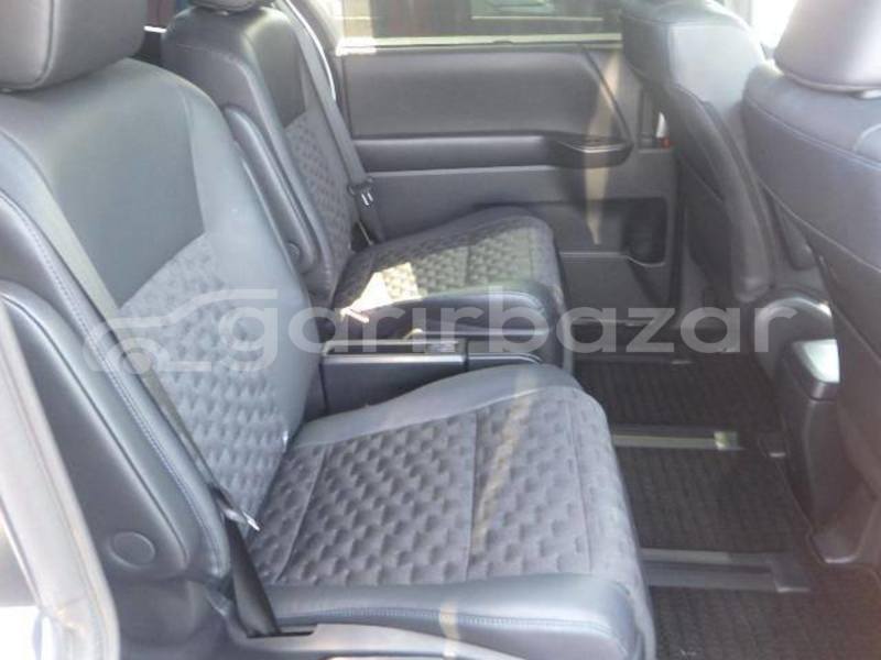 Big with watermark toyota voxy dhaka dhaka 74583