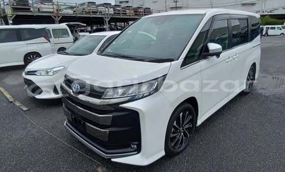 Buy Used 2020 Toyota Noah in Dhaka, Dhaka