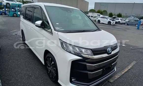 Buy Used 2020 Toyota Noah in Dhaka, Dhaka Buy Used 2020 Toyota Noah in Dhaka, Dhaka