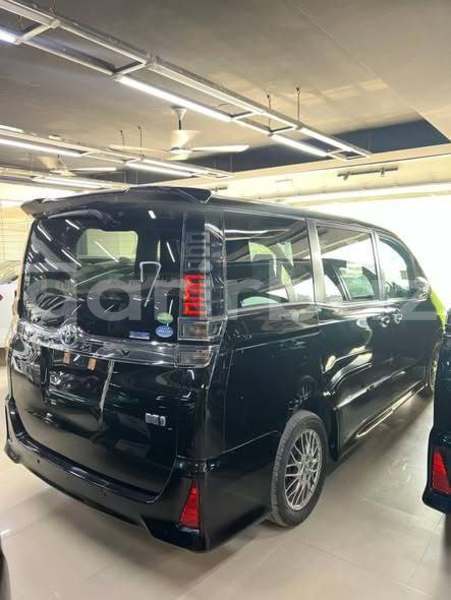 Big with watermark toyota voxy dhaka dhaka 74591