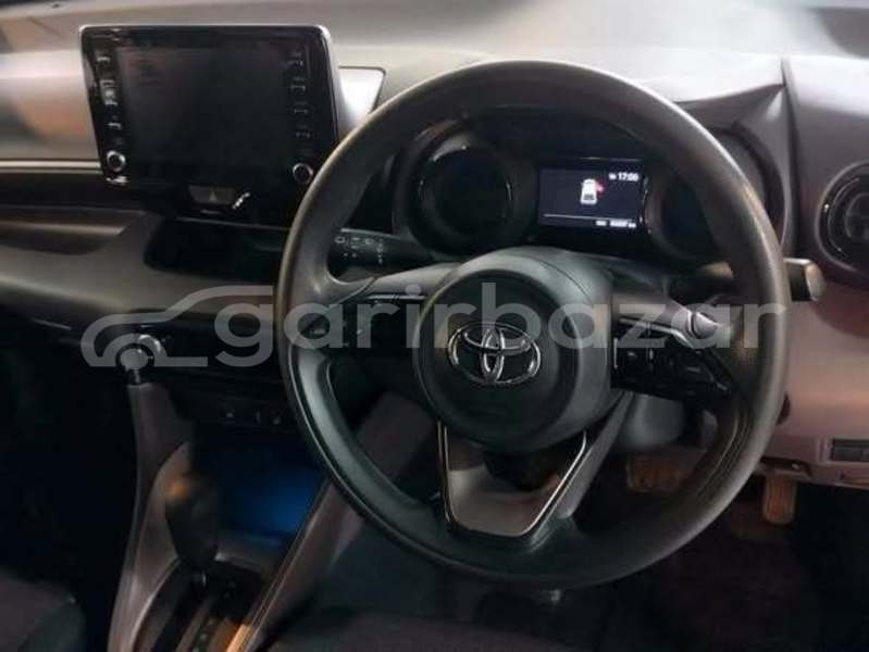 Big with watermark toyota yaris dhaka dhaka 74592