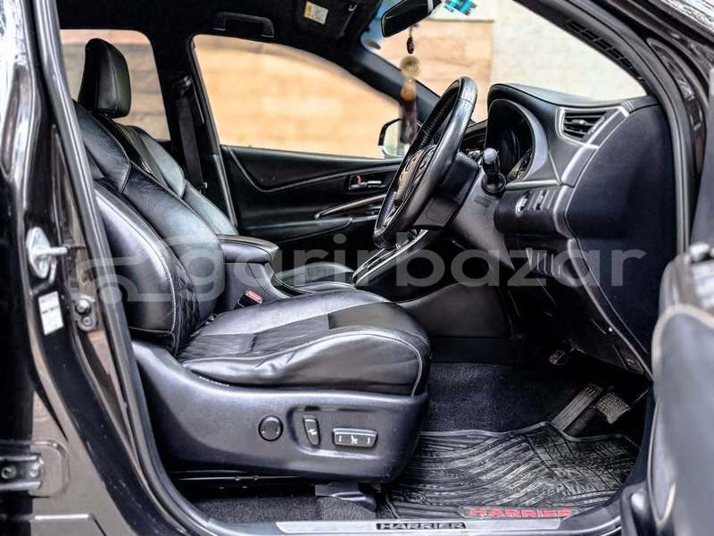 Big with watermark toyota harrier dhaka dhaka 74593