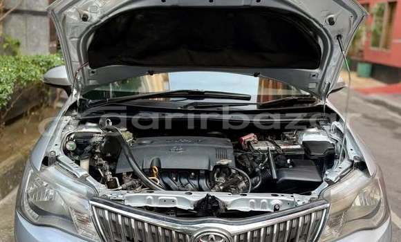 কিনুন ব্যবহৃত Toyota গাড়ী কিনুন ব্যবহৃত Toyota গাড়ী