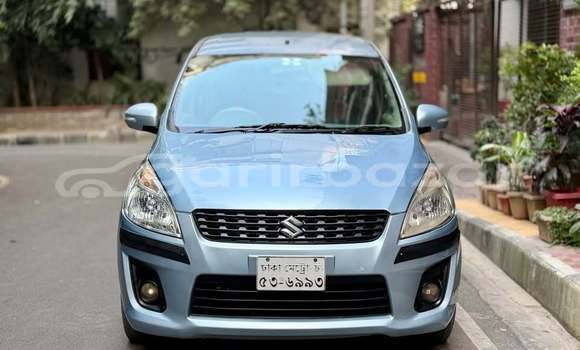 কেনা ব্যবহৃত Suzuki Ertiga Blue গাড়ী মধ্যে ঢাকা মধ্যে Dhaka