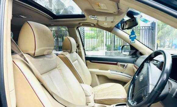 Buy Used 2006 Hyundai Santafe in Dhaka, Dhaka Buy Used 2006 Hyundai Santafe in Dhaka, Dhaka