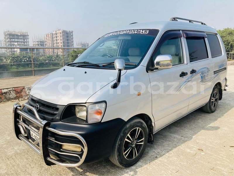 Big with watermark toyota noah kr42 dhaka dhaka 74640