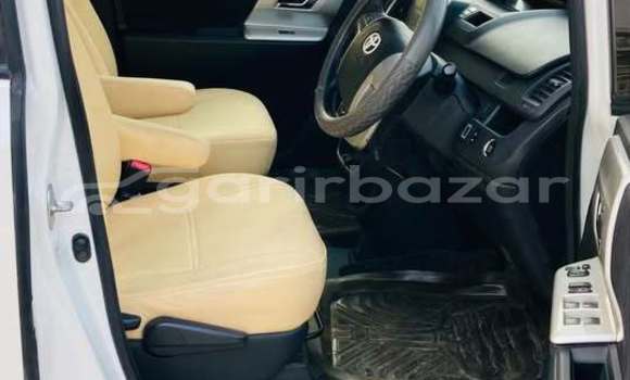 Buy Used Toyota Car Buy Used Toyota Car