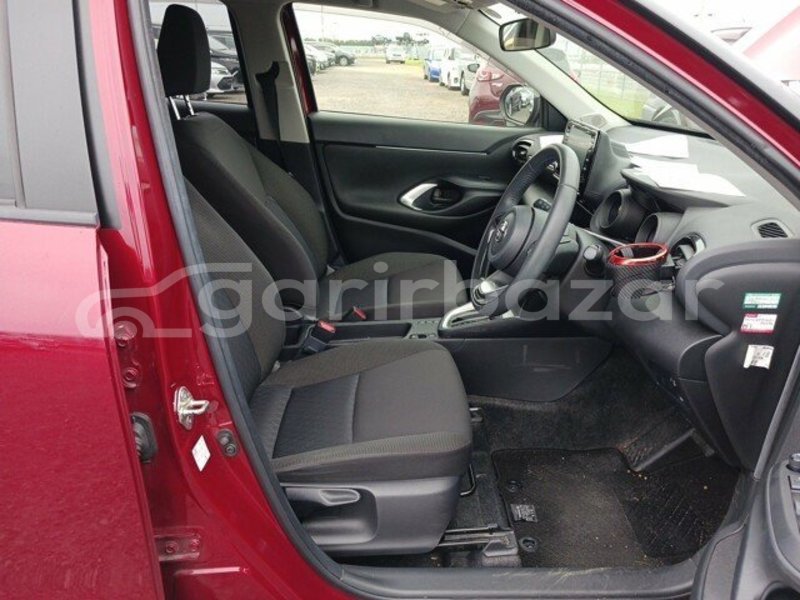 Big with watermark toyota yaris dhaka dhaka 74653