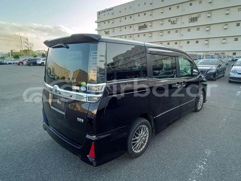 Big with watermark toyota voxy dhaka dhaka 74660