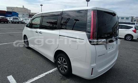 Buy Used 2020 Toyota Esquire in Dhaka, Dhaka Buy Used 2020 Toyota Esquire in Dhaka, Dhaka