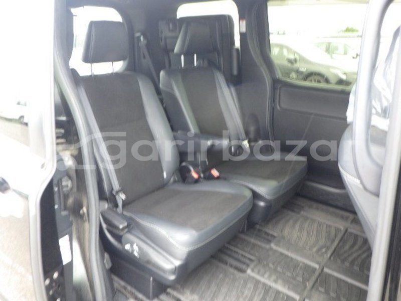 Big with watermark toyota noah dhaka dhaka 74667