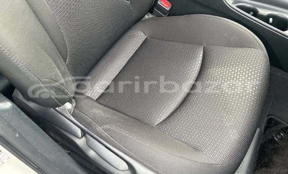 কেনা ব্যবহৃত Toyota prius White গাড়ী মধ্যে ঢাকা মধ্যে Dhaka কেনা ব্যবহৃত Toyota prius White গাড়ী মধ্যে ঢাকা মধ্যে Dhaka