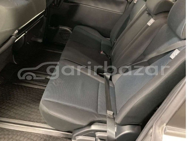 Big with watermark toyota noah dhaka dhaka 74675