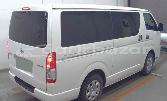 কেনা ব্যবহৃত Toyota Hiace White গাড়ী মধ্যে ঢাকা মধ্যে Dhaka কেনা ব্যবহৃত Toyota Hiace White গাড়ী মধ্যে ঢাকা মধ্যে Dhaka