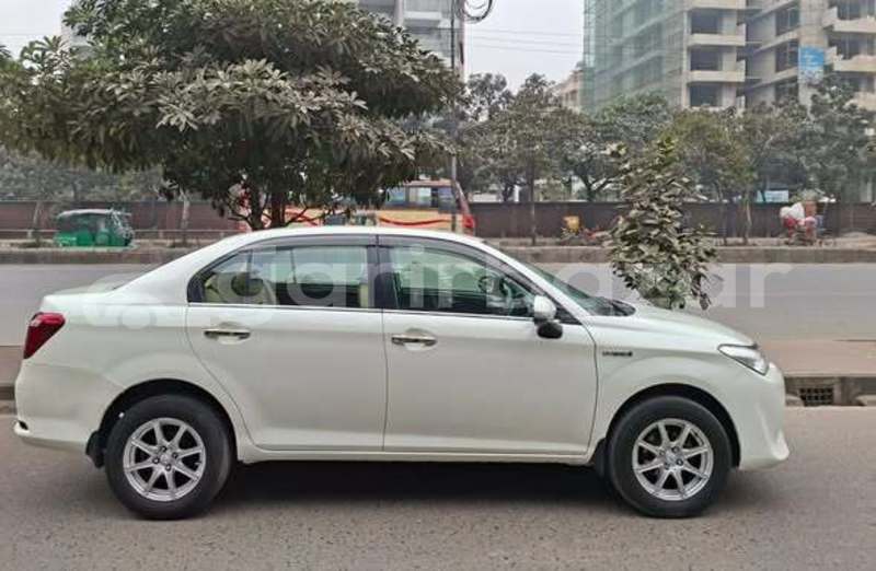 Big with watermark toyota axio dhaka dhaka 74679