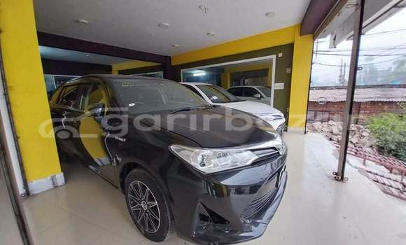 Buy Used 2019 Toyota axio fielder in Dhaka, Dhaka