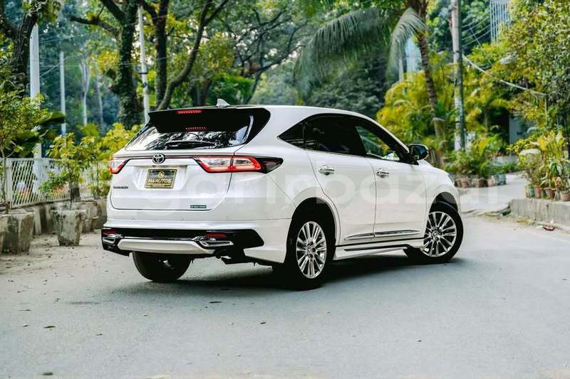 Big with watermark toyota harrier dhaka dhaka 74699