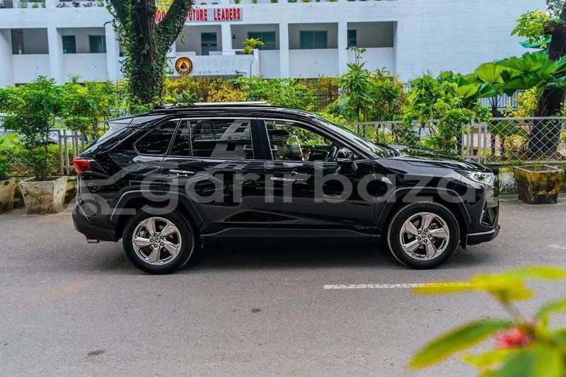 Big with watermark toyota rav4 dhaka dhaka 74703