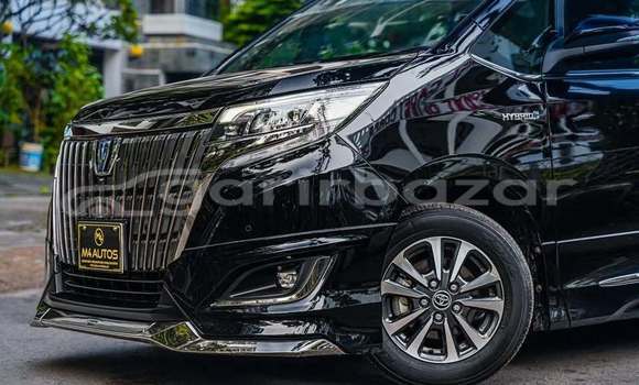 Buy Used 2020 Toyota Esquire in Dhaka, Dhaka