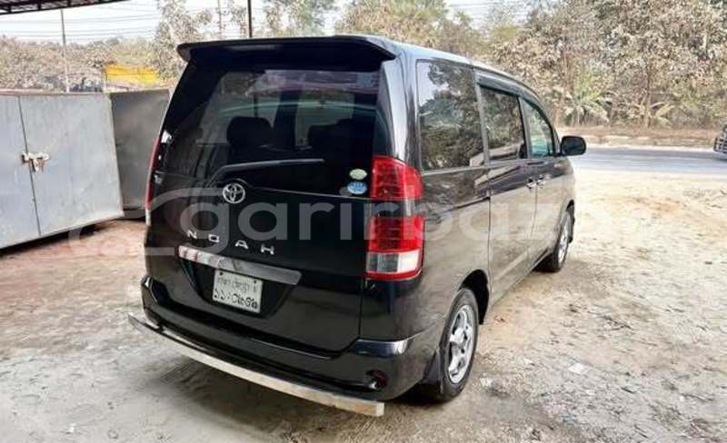 Big with watermark toyota noah dhaka dhaka 74710