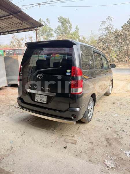 Big with watermark toyota noah dhaka dhaka 74710