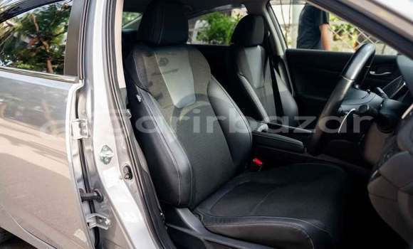 Buy Used 2020 Honda Insight in Dhaka, Dhaka Buy Used 2020 Honda Insight in Dhaka, Dhaka