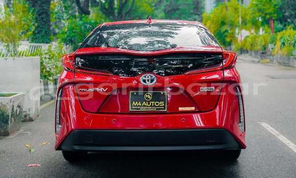 Buy Used 2020 Toyota prius in Dhaka, Dhaka Buy Used 2020 Toyota prius in Dhaka, Dhaka