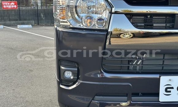 কিনুন ব্যবহৃত Toyota গাড়ী কিনুন ব্যবহৃত Toyota গাড়ী