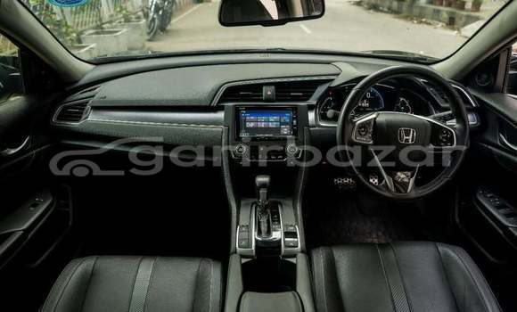 Buy Used 2019 Honda Civic in Dhaka, Dhaka Buy Used 2019 Honda Civic in Dhaka, Dhaka