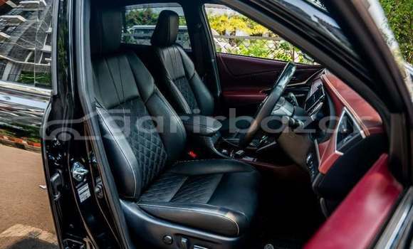 Buy Used 2019 Toyota Harrier in Dhaka, Dhaka Buy Used 2019 Toyota Harrier in Dhaka, Dhaka