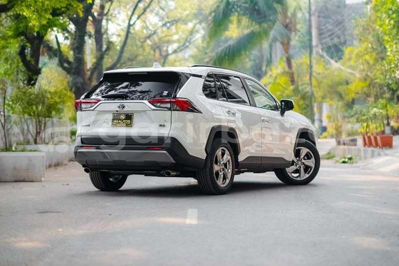 Big with watermark toyota rav4 dhaka dhaka 74731
