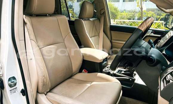 Buy Used 2021 Toyota land cruiser-prado in Dhaka, Dhaka Buy Used 2021 Toyota land cruiser-prado in Dhaka, Dhaka