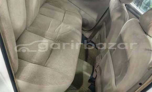 কিনুন ব্যবহৃত Toyota গাড়ী কিনুন ব্যবহৃত Toyota গাড়ী