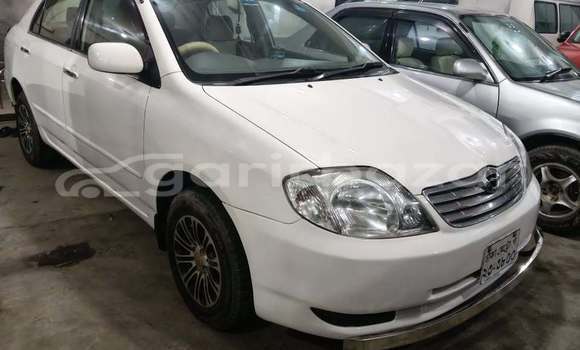 কিনুন ব্যবহৃত Toyota গাড়ী কিনুন ব্যবহৃত Toyota গাড়ী