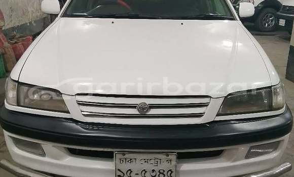 কেনা ব্যবহৃত Toyota Carina White গাড়ী মধ্যে ঢাকা মধ্যে Dhaka