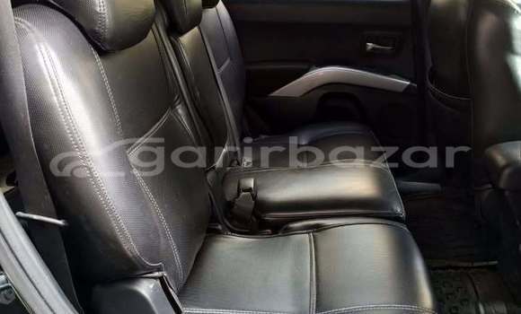 Buy Used 2010 Mitsubishi outlandar in Dhaka, Dhaka Buy Used 2010 Mitsubishi outlandar in Dhaka, Dhaka