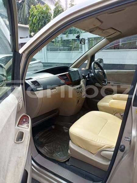 Big with watermark toyota x noah dhaka dhaka 74783