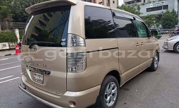 Buy Used 2005 Toyota X Noah in Dhaka, Dhaka Buy Used 2005 Toyota X Noah in Dhaka, Dhaka