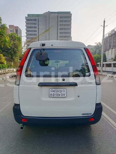 Big with watermark toyota noah kr42 dhaka dhaka 74785