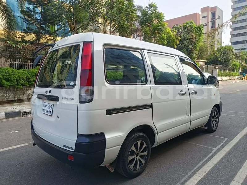 Big with watermark toyota noah kr42 dhaka dhaka 74785
