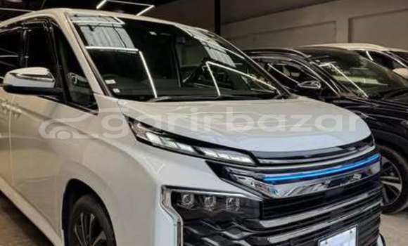 Buy Used 2025 Toyota Voxy in Dhaka, Dhaka