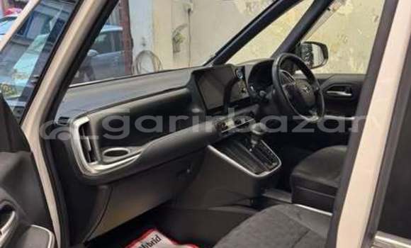 Buy Used 2025 Toyota Voxy in Dhaka, Dhaka Buy Used 2025 Toyota Voxy in Dhaka, Dhaka