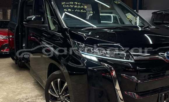 Buy Used 2021 Toyota Noah in Dhaka, Dhaka Buy Used 2021 Toyota Noah in Dhaka, Dhaka