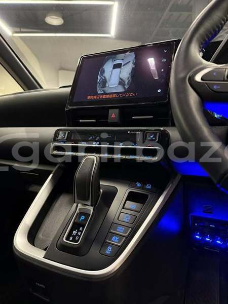 Big with watermark toyota voxy dhaka dhaka 74793