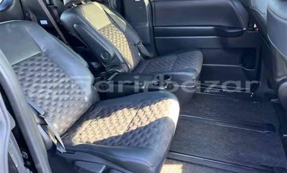 Buy Used 2022 Toyota Voxy in Dhaka, Dhaka Buy Used 2022 Toyota Voxy in Dhaka, Dhaka