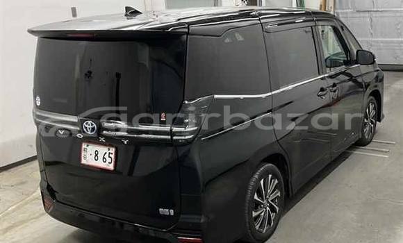 Buy Used 2022 Toyota Voxy in Dhaka, Dhaka Buy Used 2022 Toyota Voxy in Dhaka, Dhaka