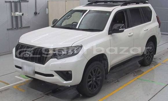 Buy Used 2021 Toyota Land cruiser prado in Dhaka, Dhaka Buy Used 2021 Toyota Land cruiser prado in Dhaka, Dhaka