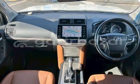 Buy Used 2021 Toyota Land cruiser prado in Dhaka, Dhaka Buy Used 2021 Toyota Land cruiser prado in Dhaka, Dhaka